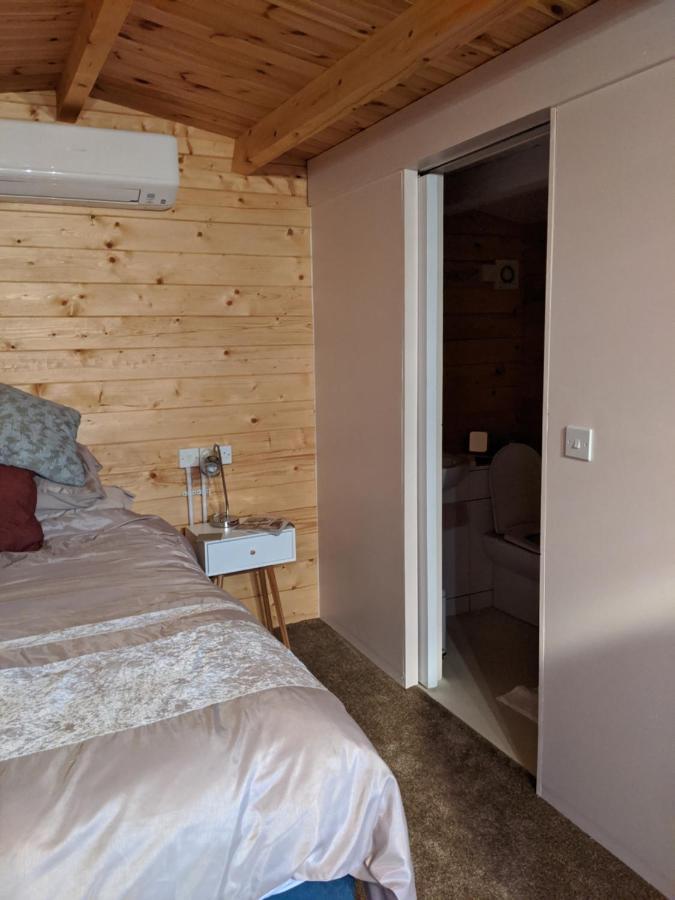 Foxhill Lodges Кэнтербари Экстерьер фото