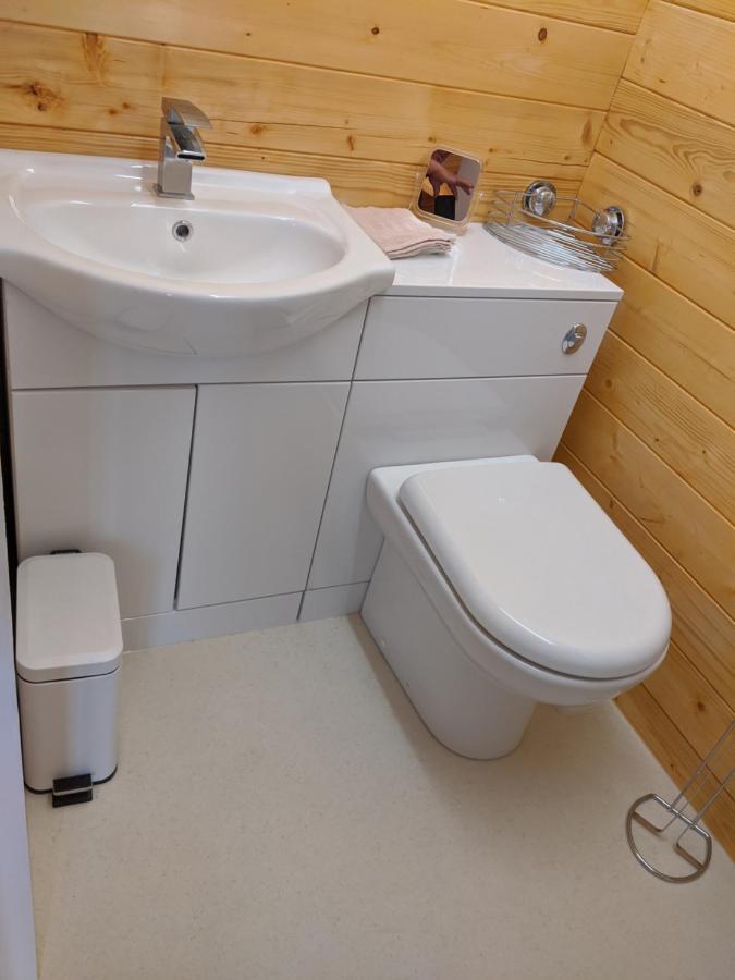 Foxhill Lodges Кэнтербари Экстерьер фото