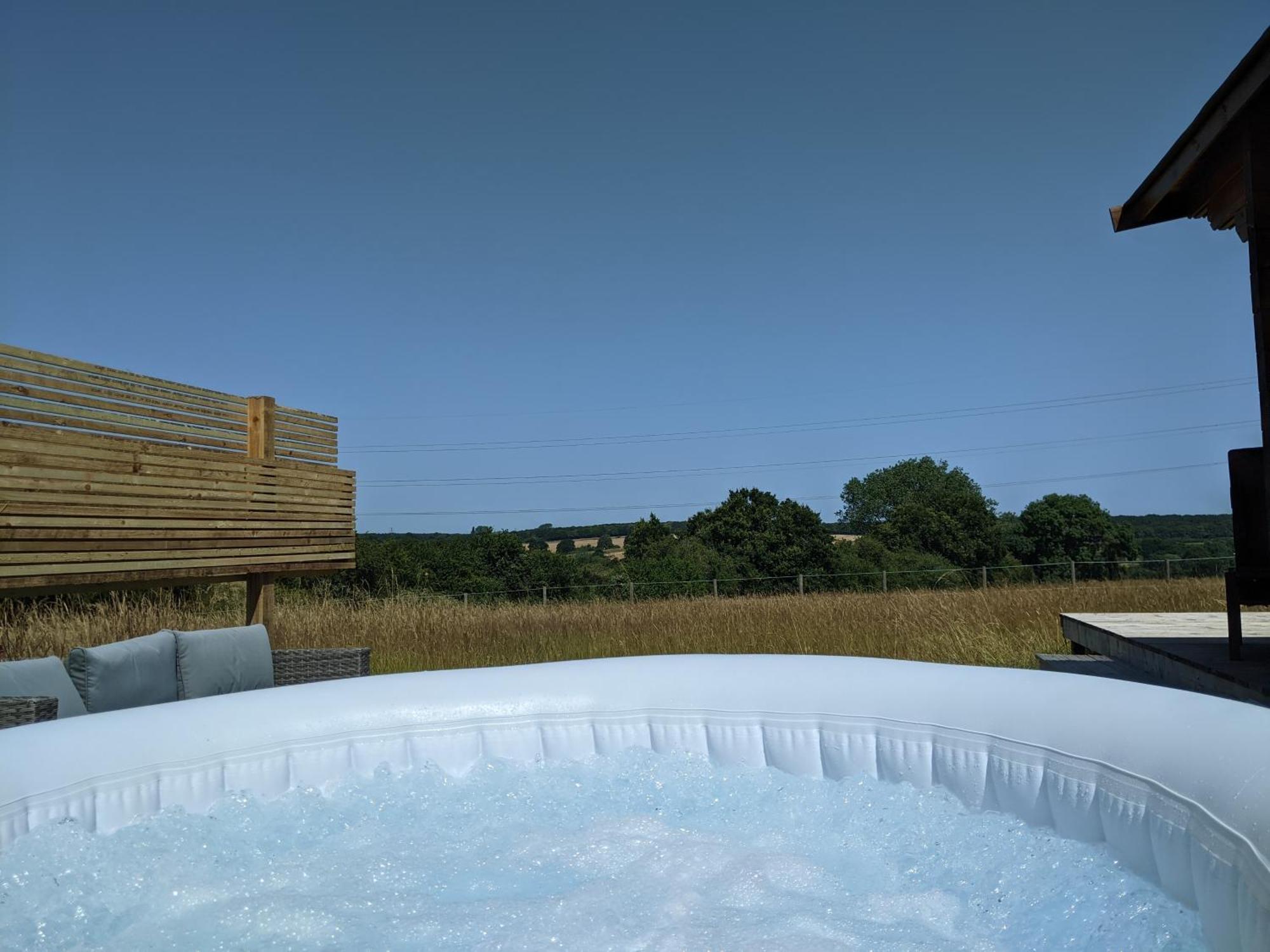 Foxhill Lodges Кэнтербари Экстерьер фото